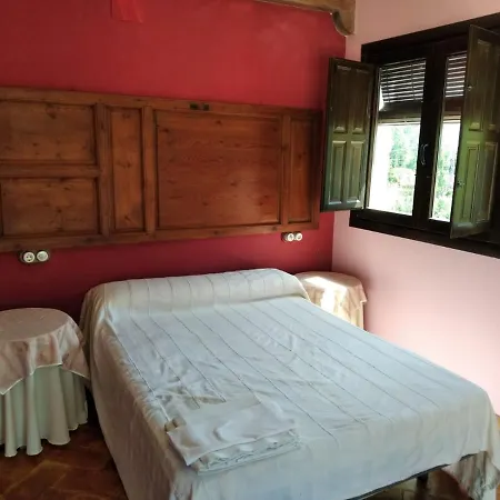 Apartamentos Rurales Puerta Del Sol Alcala del Jucar Exterior photo
