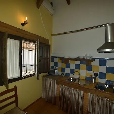 Apartamentos Rurales Puerta Del Sol Alcala del Jucar Room photo
