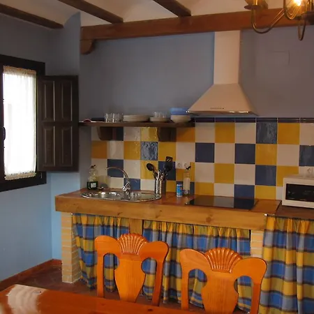 Apartamentos Rurales Puerta Del Sol Alcala del Jucar Room photo
