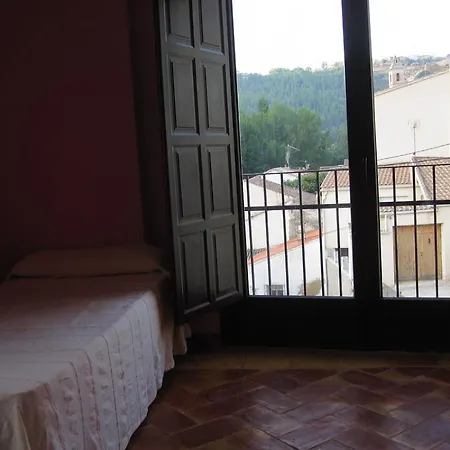 Apartamentos Rurales Puerta Del Sol Alcala del Jucar Room photo